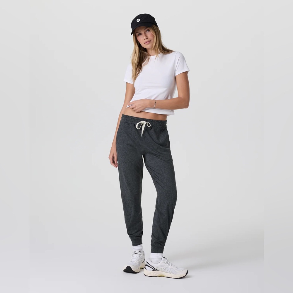Vuori Performance Jogger Heather Grey M